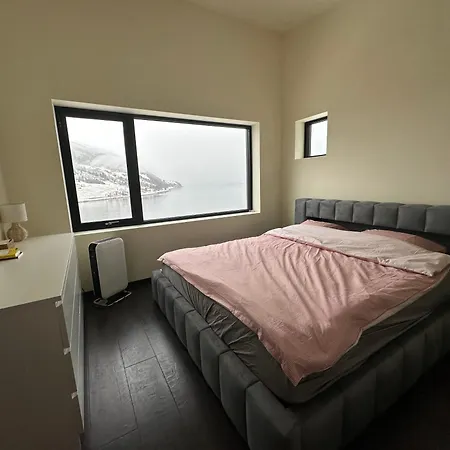 Olden House 65 史特林